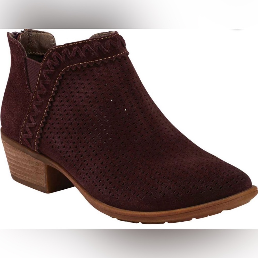 Women's Earth Peak Perry Ankle Bootie Burgundy Suede Size 12